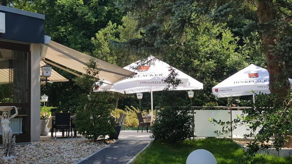 Waldhotel Sindelfingen Am Eichholz Luaran gambar