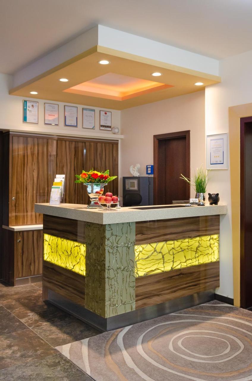 Waldhotel Sindelfingen Am Eichholz Luaran gambar
