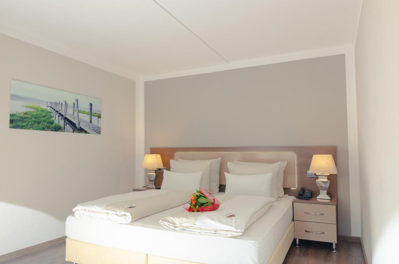 Waldhotel Sindelfingen Am Eichholz Luaran gambar