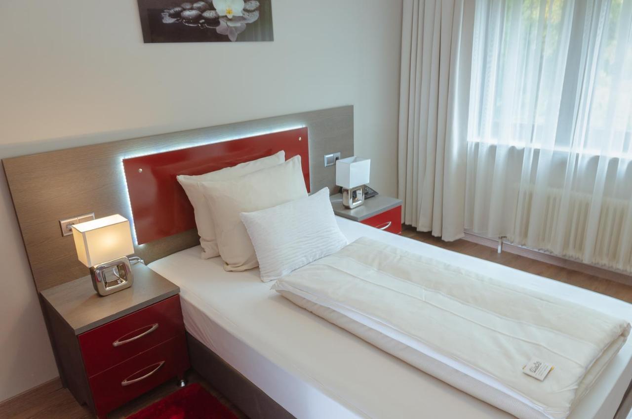 Waldhotel Sindelfingen Am Eichholz Luaran gambar